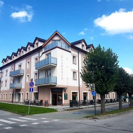 Wellness Hotel Harmonie Třeboň מראה חיצוני תמונה